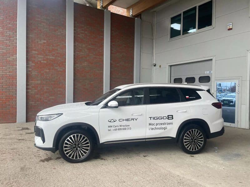 CHERY Tiggo 8 1.6 T-GDI Comfort DCT — SUV, rocznik 2025